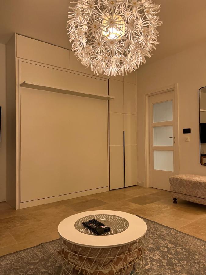 Rose Downtown Apartment Podgorica Exterior photo